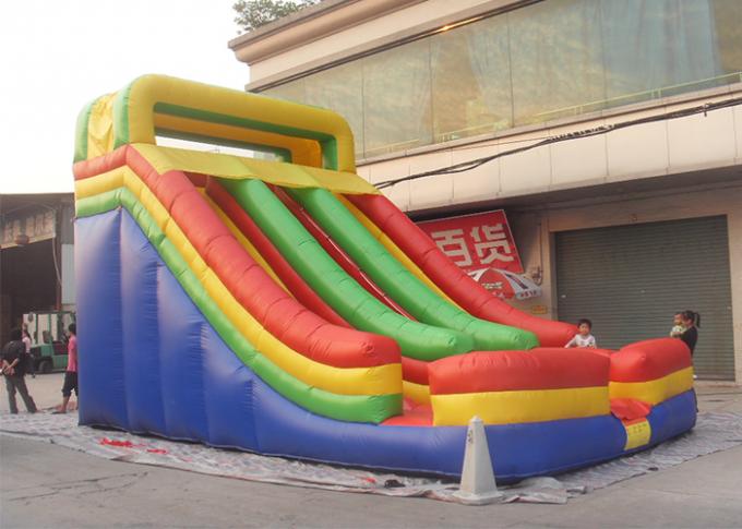 Glissière gonflable commerciale de double ruelle géante d'arc-en-ciel pour des enfants et des enfants