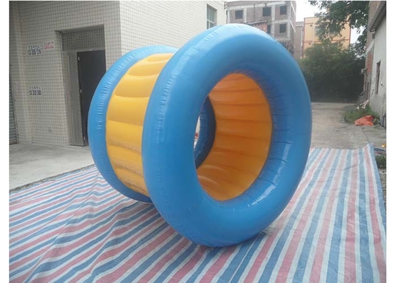 Chine Le PVC/TPU a adapté la boule de roulement gonflable de jouets de l'eau avec la longévité/force fournisseur
