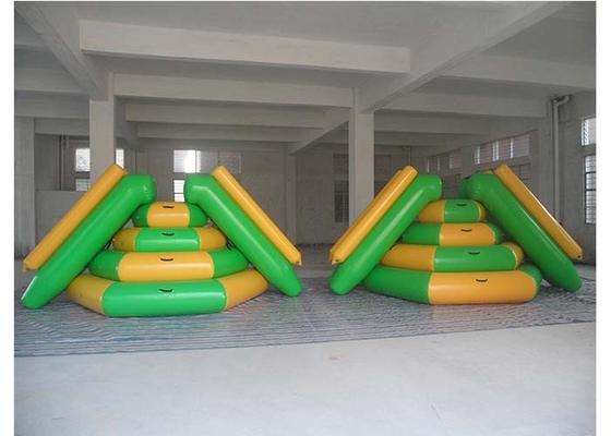 Chine La chaleur - diapositive de flottement gonflable 3*2.2*1.8m de coutures de soudure pour le parc aquatique/lac fournisseur