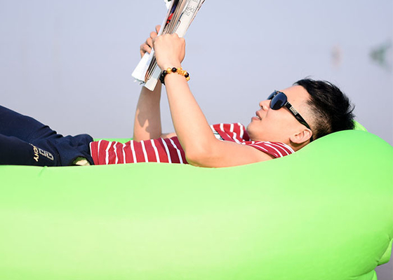 Chine Airbag gonflable de canapé-lit en nylon imperméable de 3 saisons pour d'intérieur/extérieur fournisseur