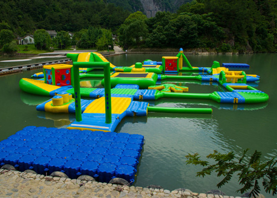 Chine Parc d&#039;attractions gonflable de l&#039;eau d&#039;impression en soie extérieure avec la bâche de PVC de 0.9mm usine