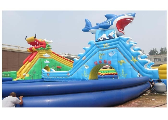 Chine dragon de bâche de PVC de 0.9MM grand/parc aquatique gonflable de requin avec la grande piscine bleue usine